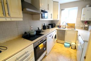 Kitchen- click for photo gallery